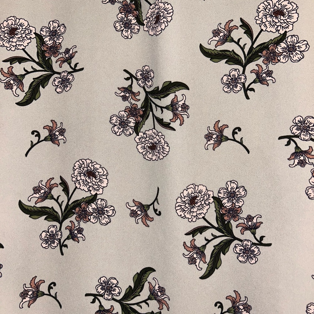 LOFT Floral Print Top in Gray, White, and Green
